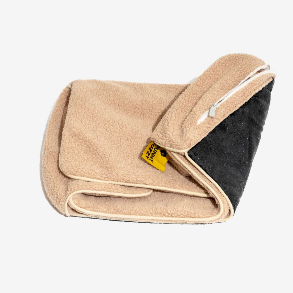 Couverture du Lit - Canapé-lit rayé tendance en fausse laine d'agneau double couche