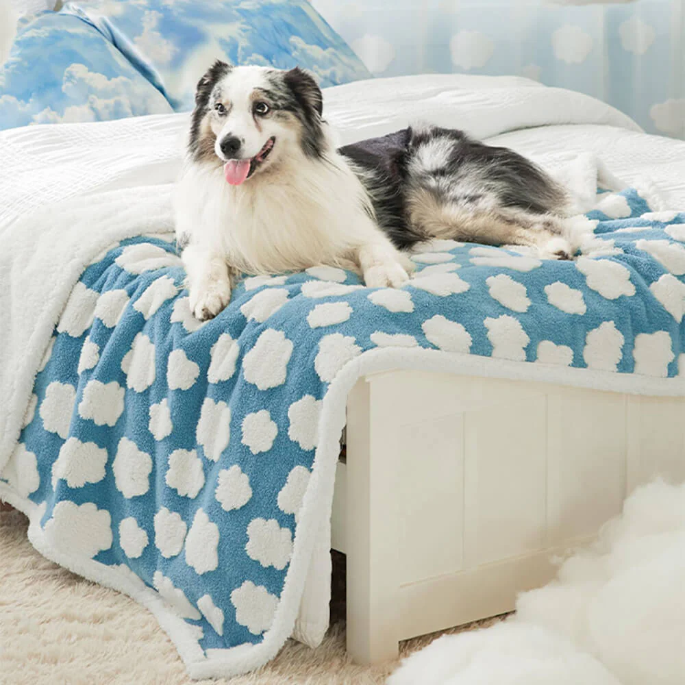 Couverture pour Chien Multi-Fonctionnelle Imperméable en Sherpa à Motif Nuage - Image 3