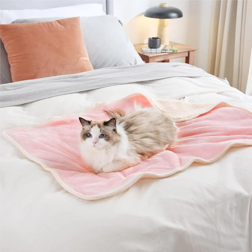 Couverture réversible en polaire pour animaux douce et protectrice - Image 12