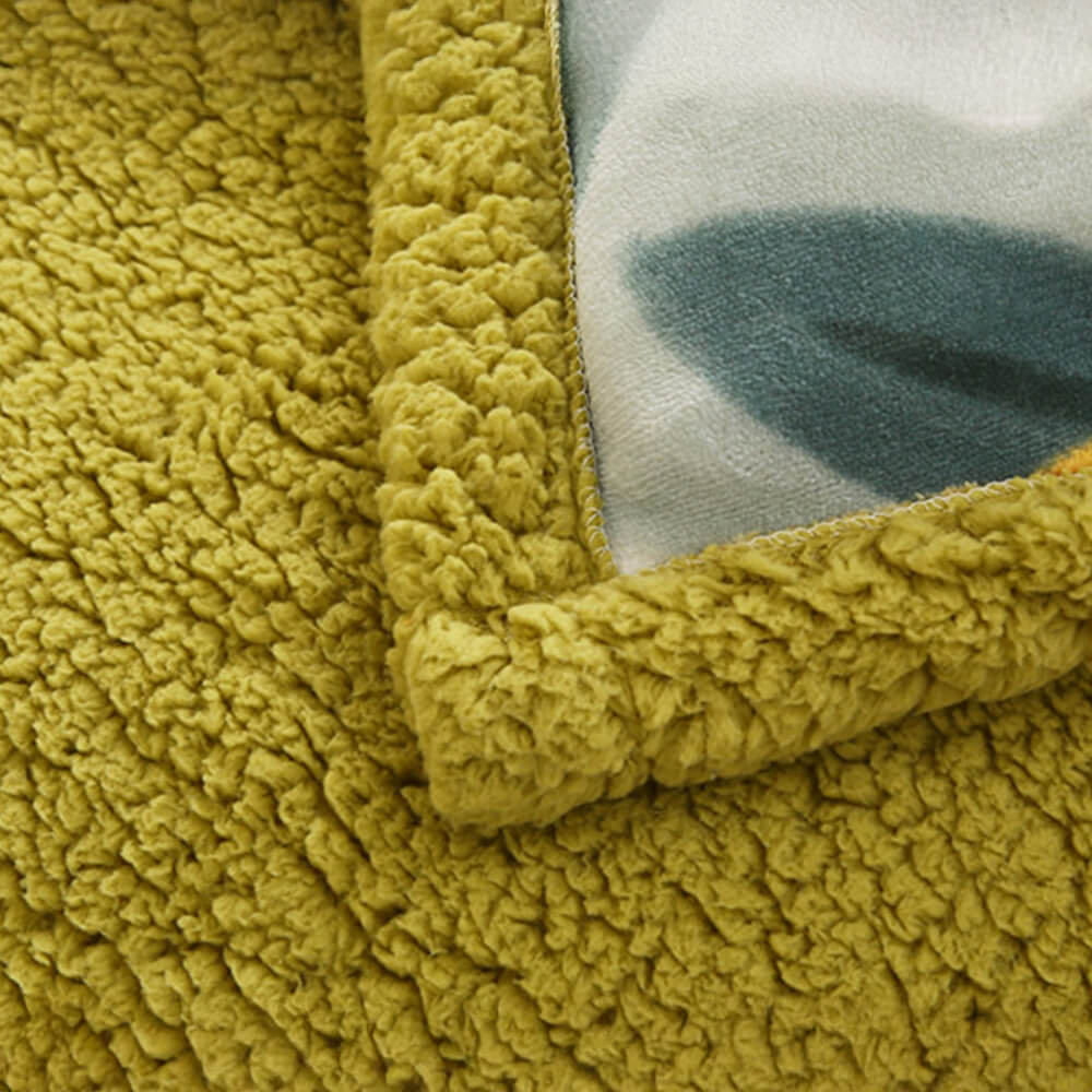 Ensemble de draps réversibles en velours de lait et sherpa à imprimé floral - Image 4