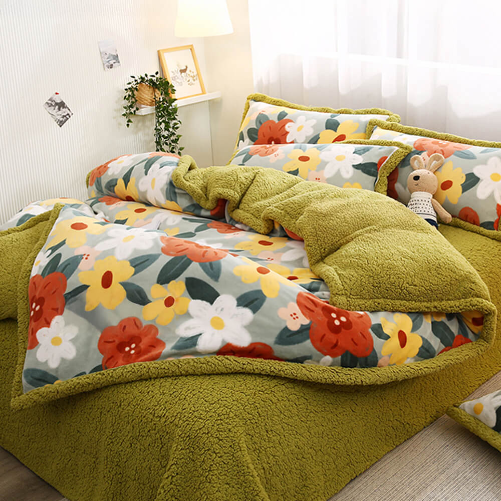 Ensemble de draps réversibles en velours de lait et sherpa à imprimé floral - Image 6