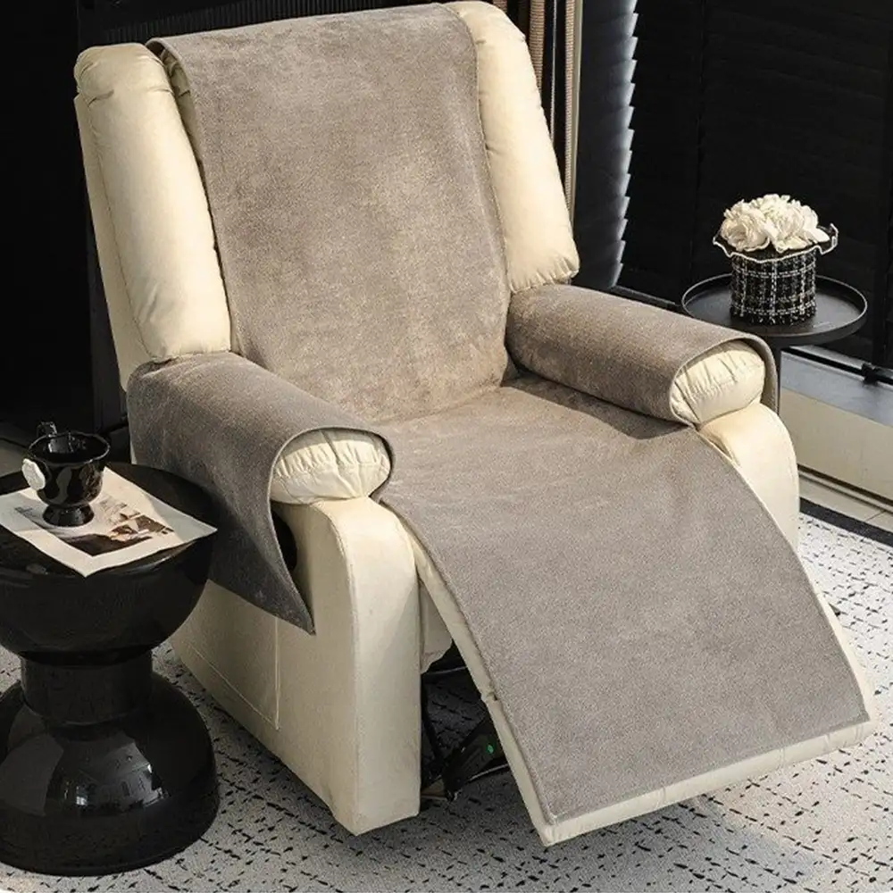 Housse de fauteuil de canapé inclinable en une pièce en polaire anti-dérapante. - Image 8