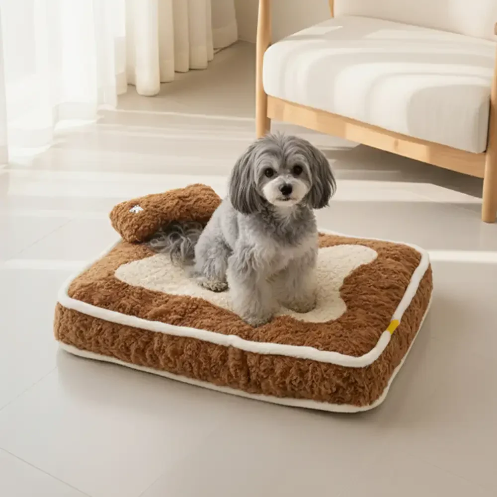 Lit pour animaux en peluche coloré et bloqué, créatif. - Image 7