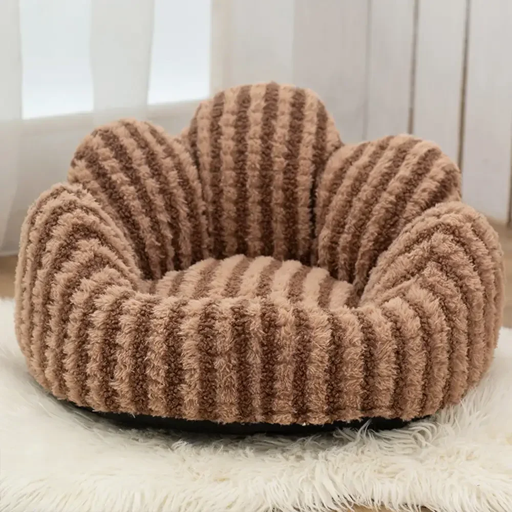 Lit pour animaux en peluche rayé en forme de pétale - Image 11