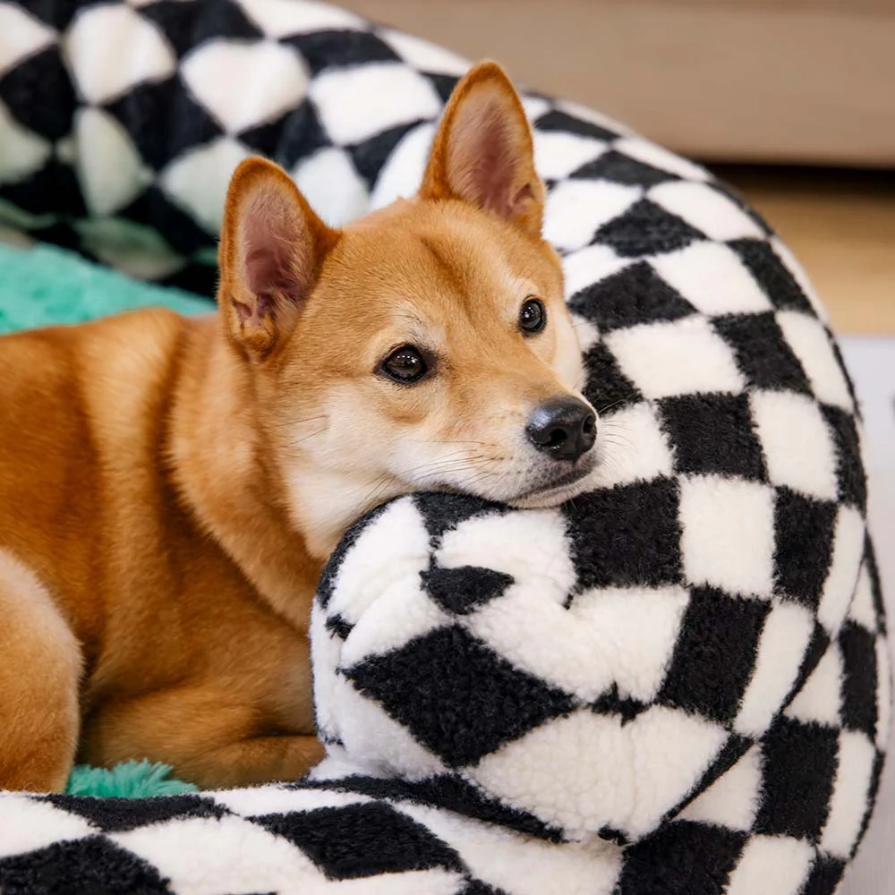 Panier pour chien lavable classique Argyle Bolster Donut - Cozy Haven - Image 11