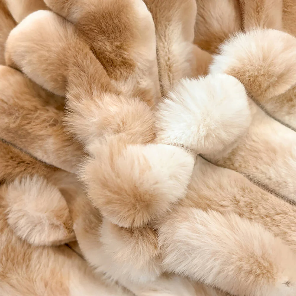 Parure de lit douce en fausse fourrure de lapin à bulles texturée et dégradée colorée - Image 2