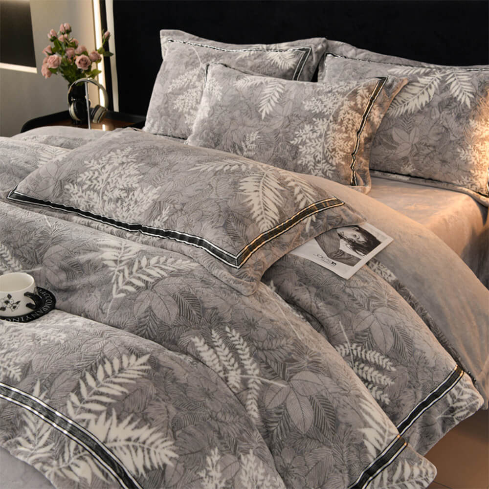 Parure de lit en velours lait à bordure florale 3D douce de qualité supérieure - Image 13