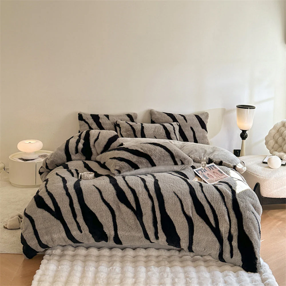 Parure de lit zébré épais en fausse fourrure housse de matelas - Image 10