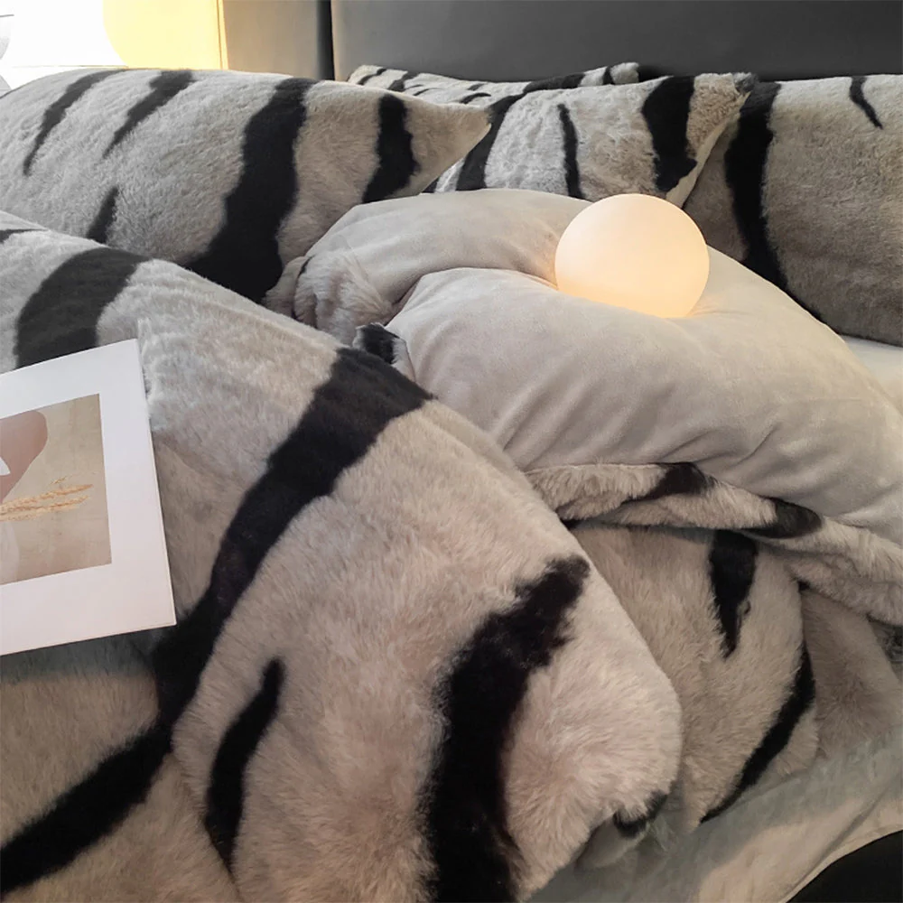 Parure de lit zébré épais en fausse fourrure housse de matelas - Image 13