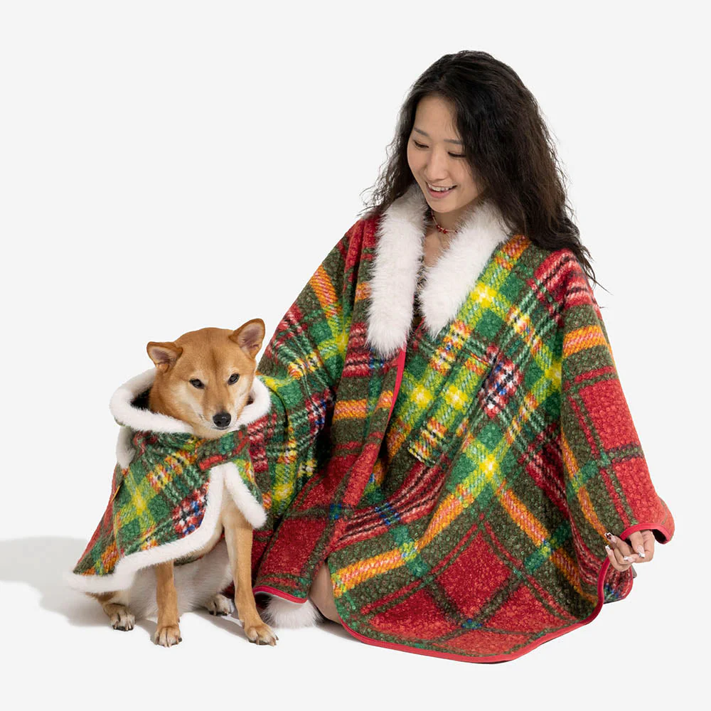 Poncho chaud à carreaux classique pour homme et chien - Compagnons festifs - Image 24