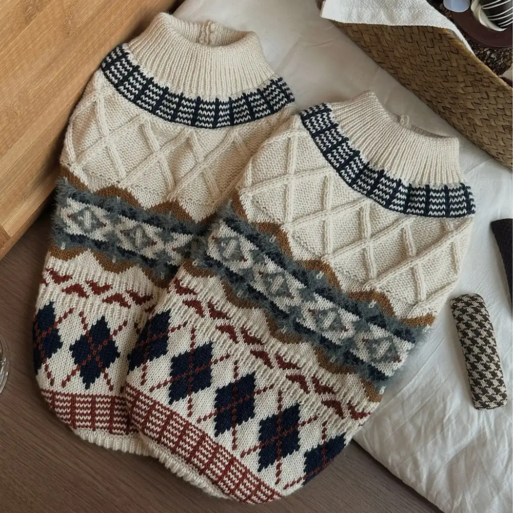 Pull pour chien en diamant Fair Isle tricoté - Image 5