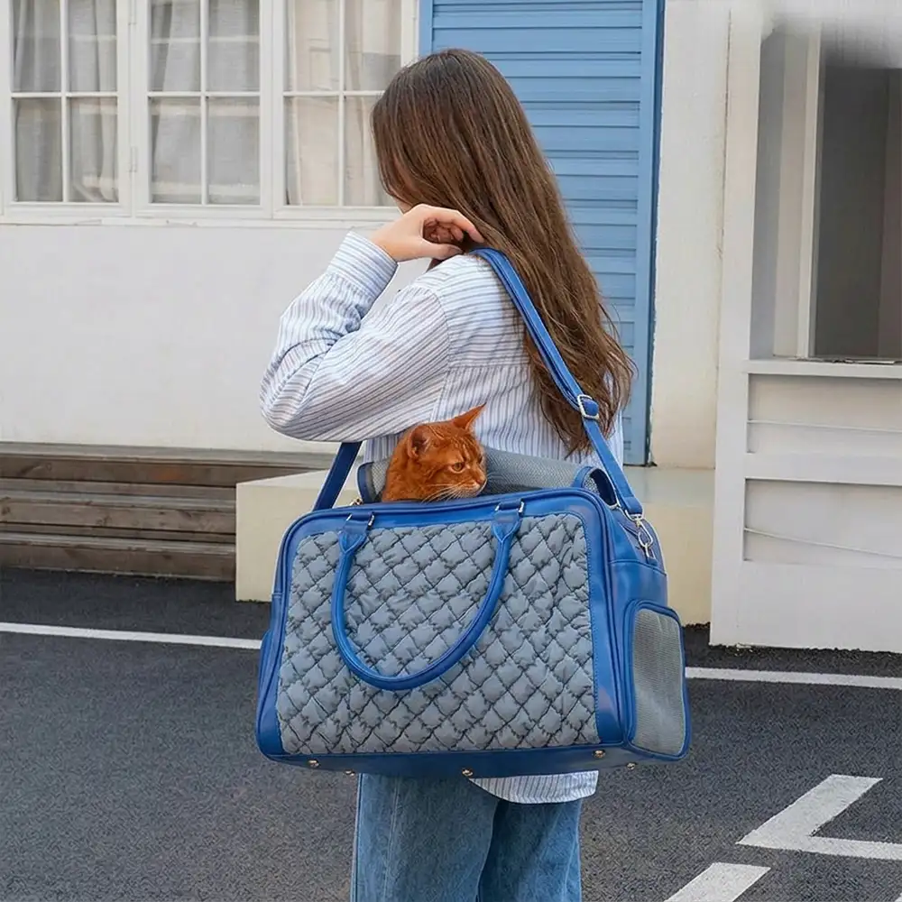 Sac de transport pour animaux stylé, matelassé, en patchwork, respirant et léger pour chien et chat. - Image 2