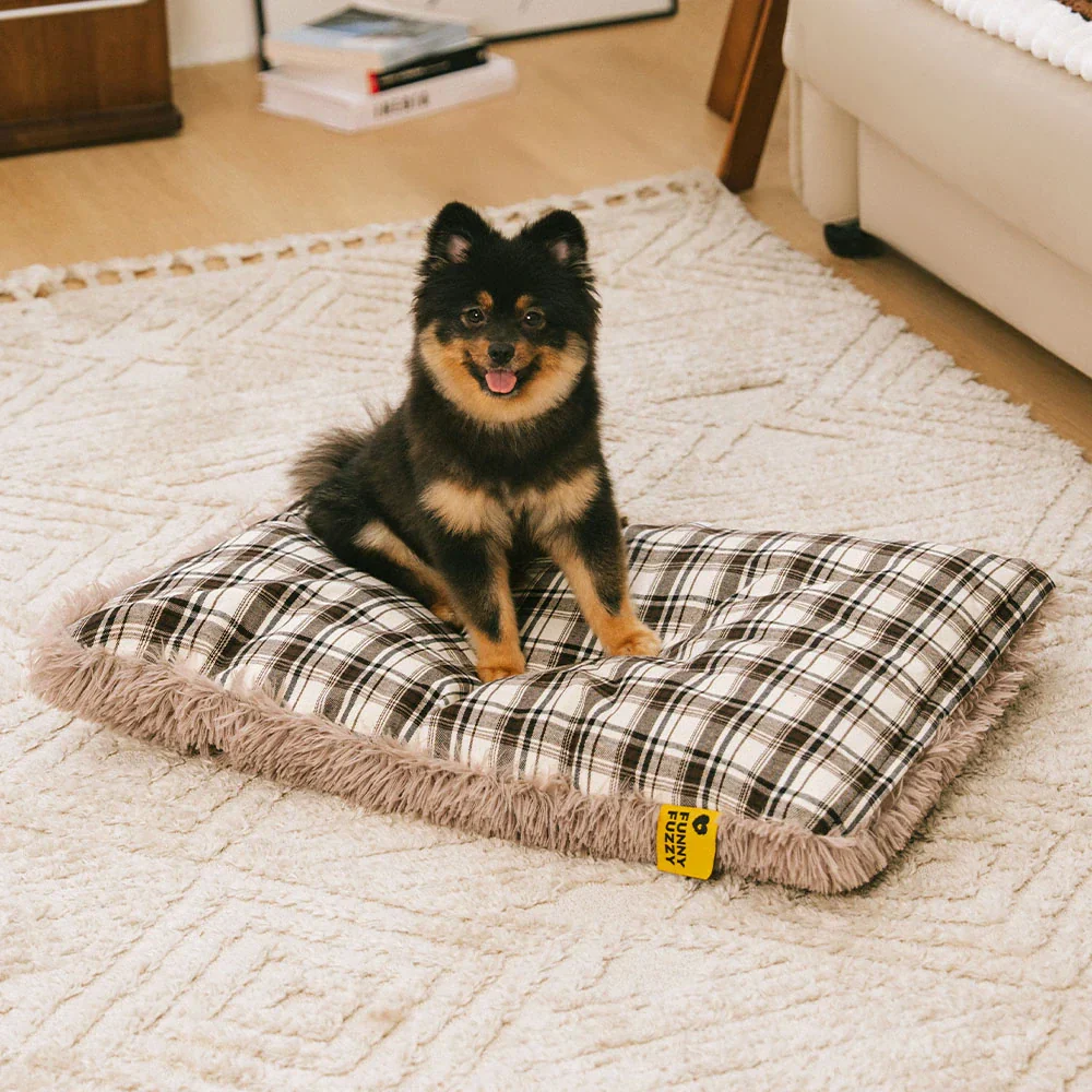 Tapis en peluche réversible à motif carreaux pour chien - Image 13