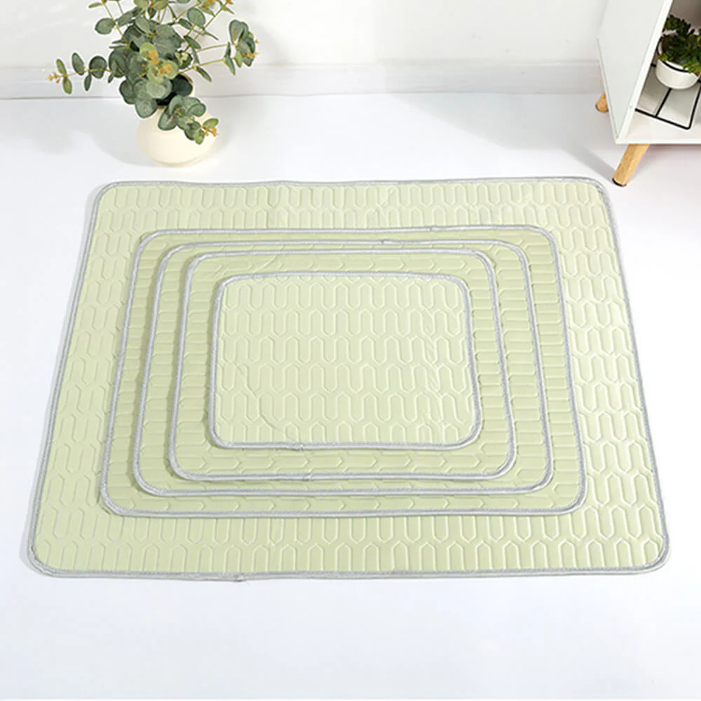 Tapis rafraîchissant lavable antidérapant respirant en soie glacée pour chien et chat - Image 11