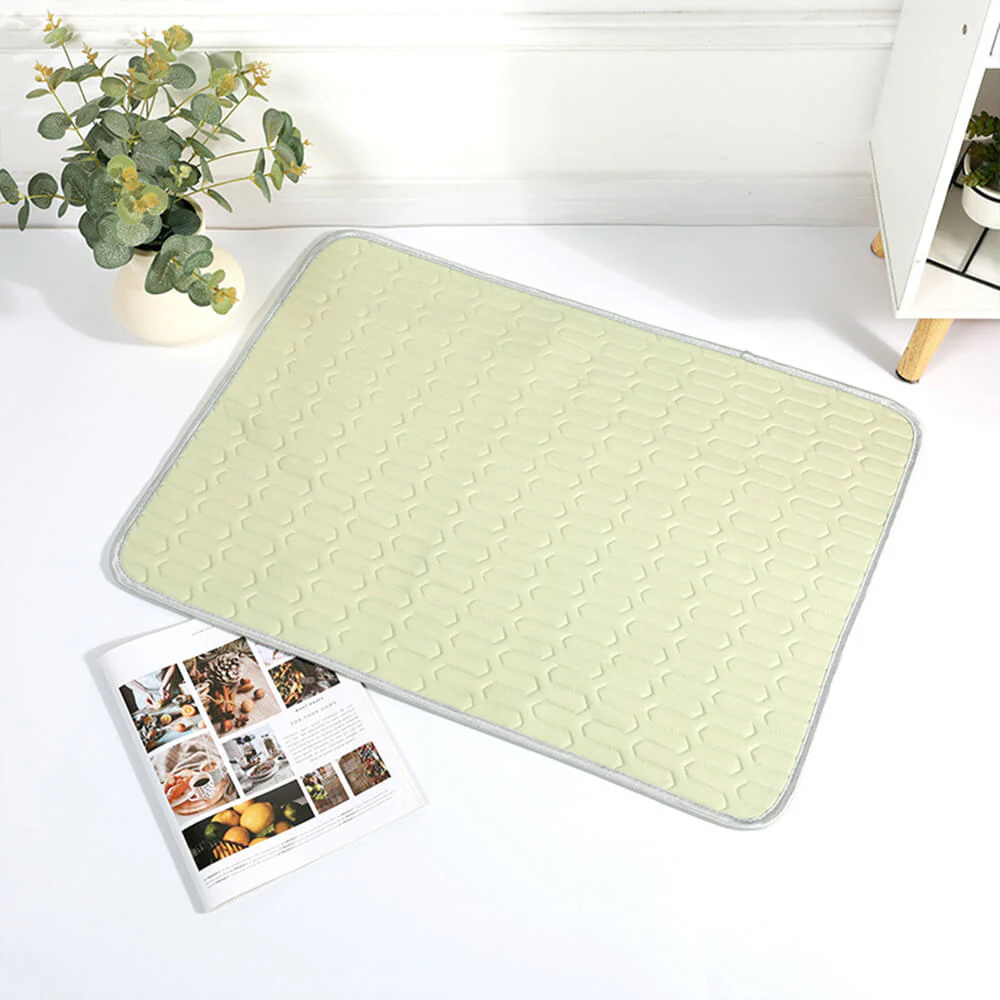Tapis rafraîchissant lavable antidérapant respirant en soie glacée pour chien et chat - Image 13