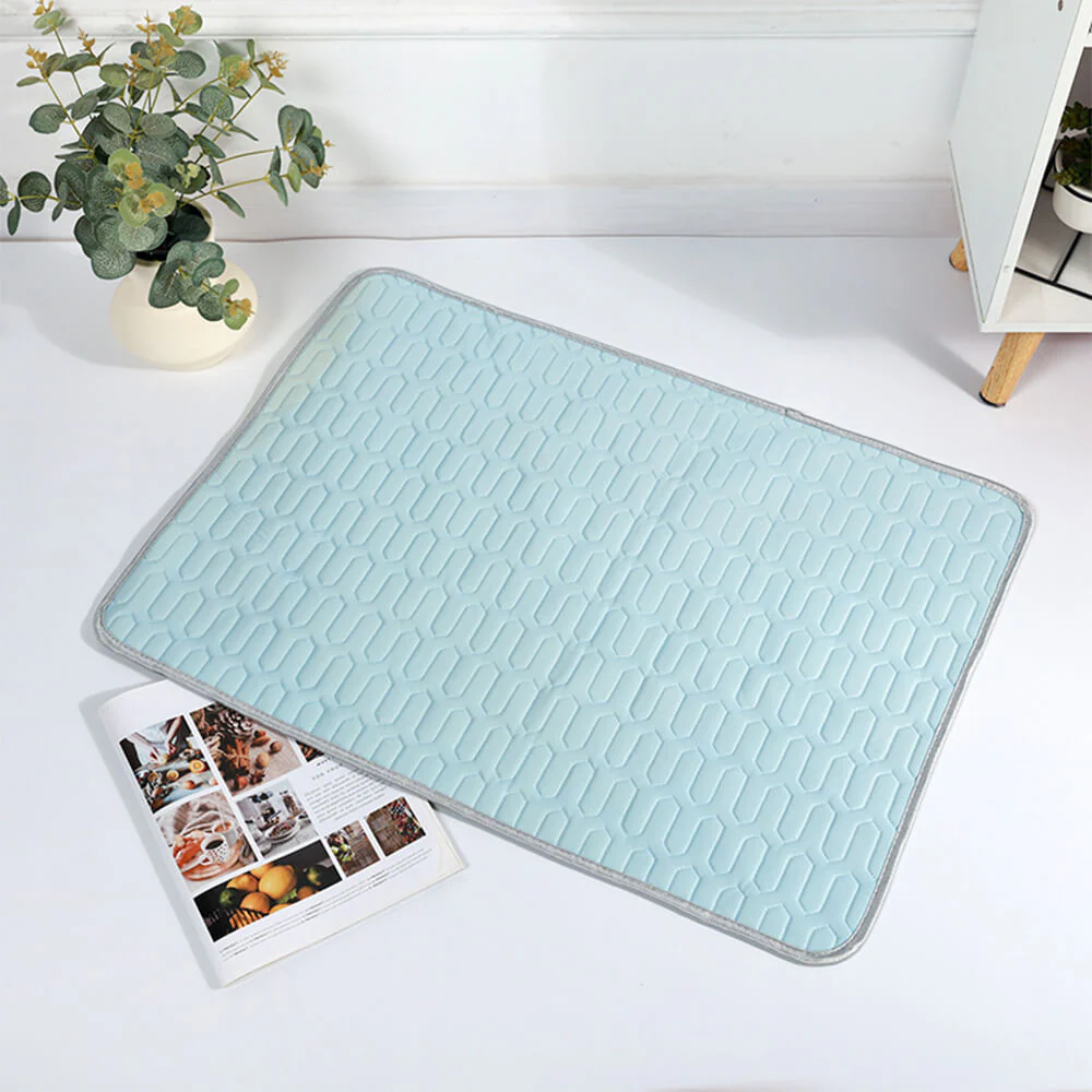 Tapis rafraîchissant lavable antidérapant respirant en soie glacée pour chien et chat - Image 14